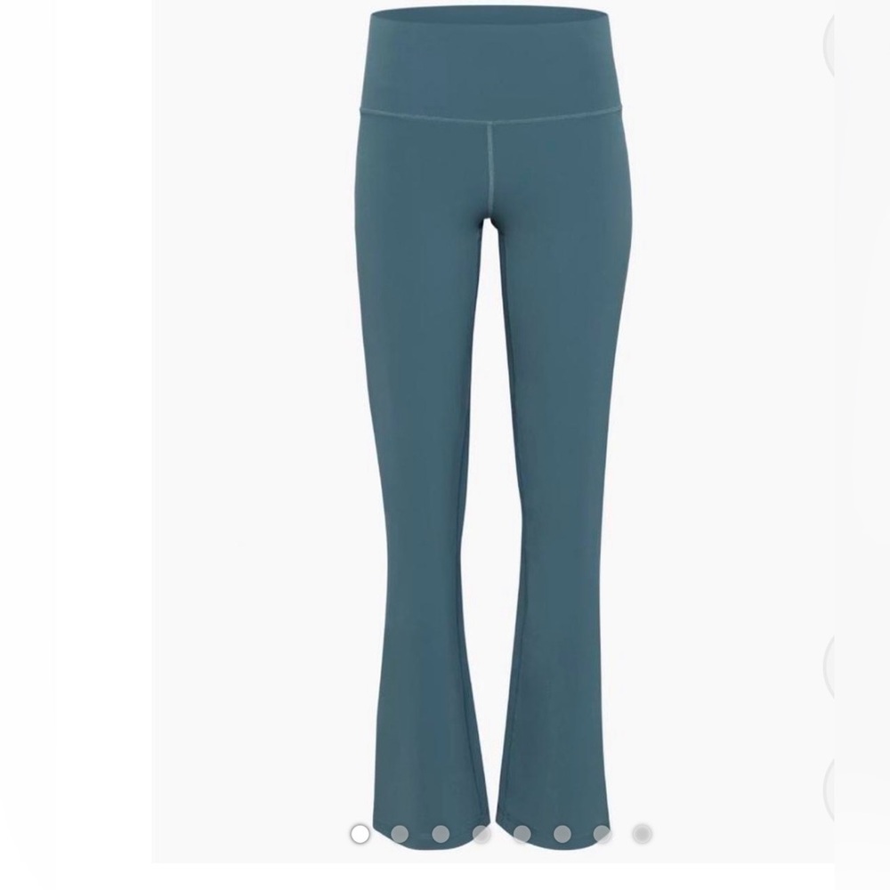 Aritzia TNA Action Flare Leggings